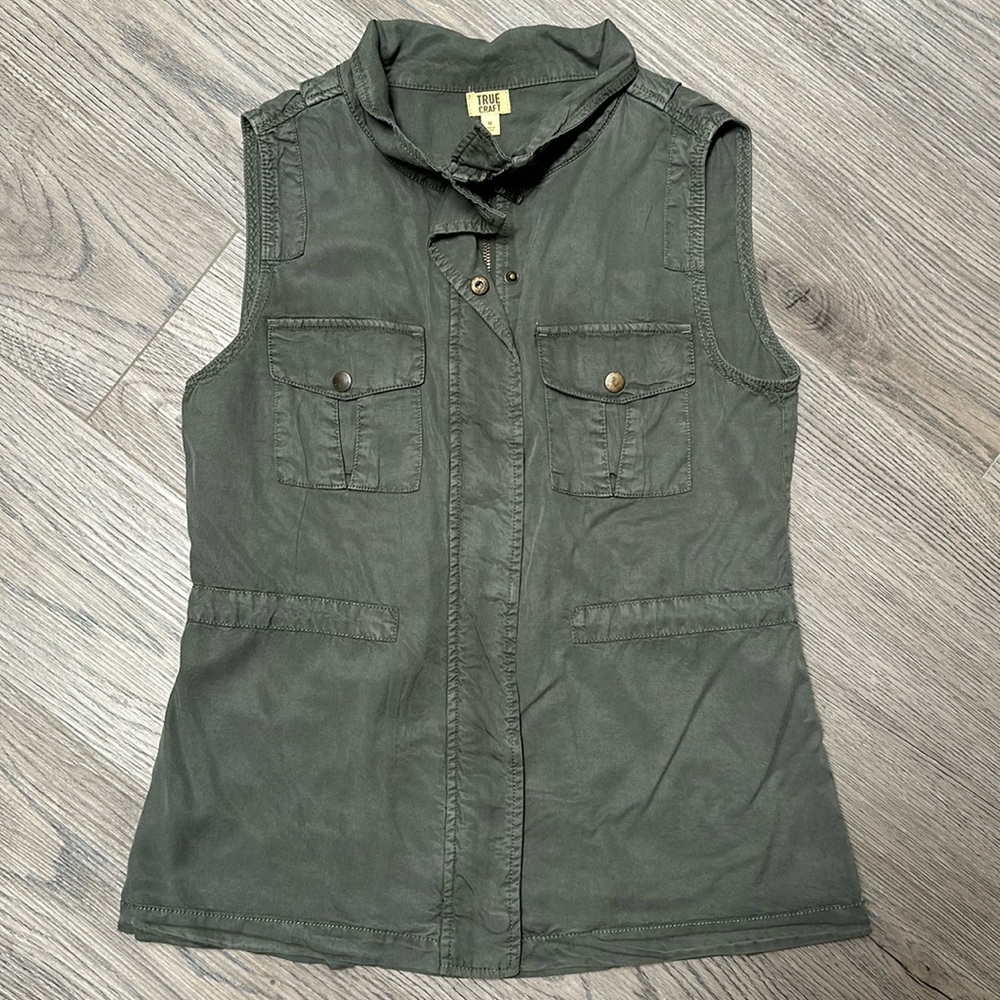 True Craft Vest - Picture 1 of 8
